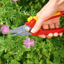 Load image into Gallery viewer, WOLF GARTEN BYPASS SECATEURS RR1500